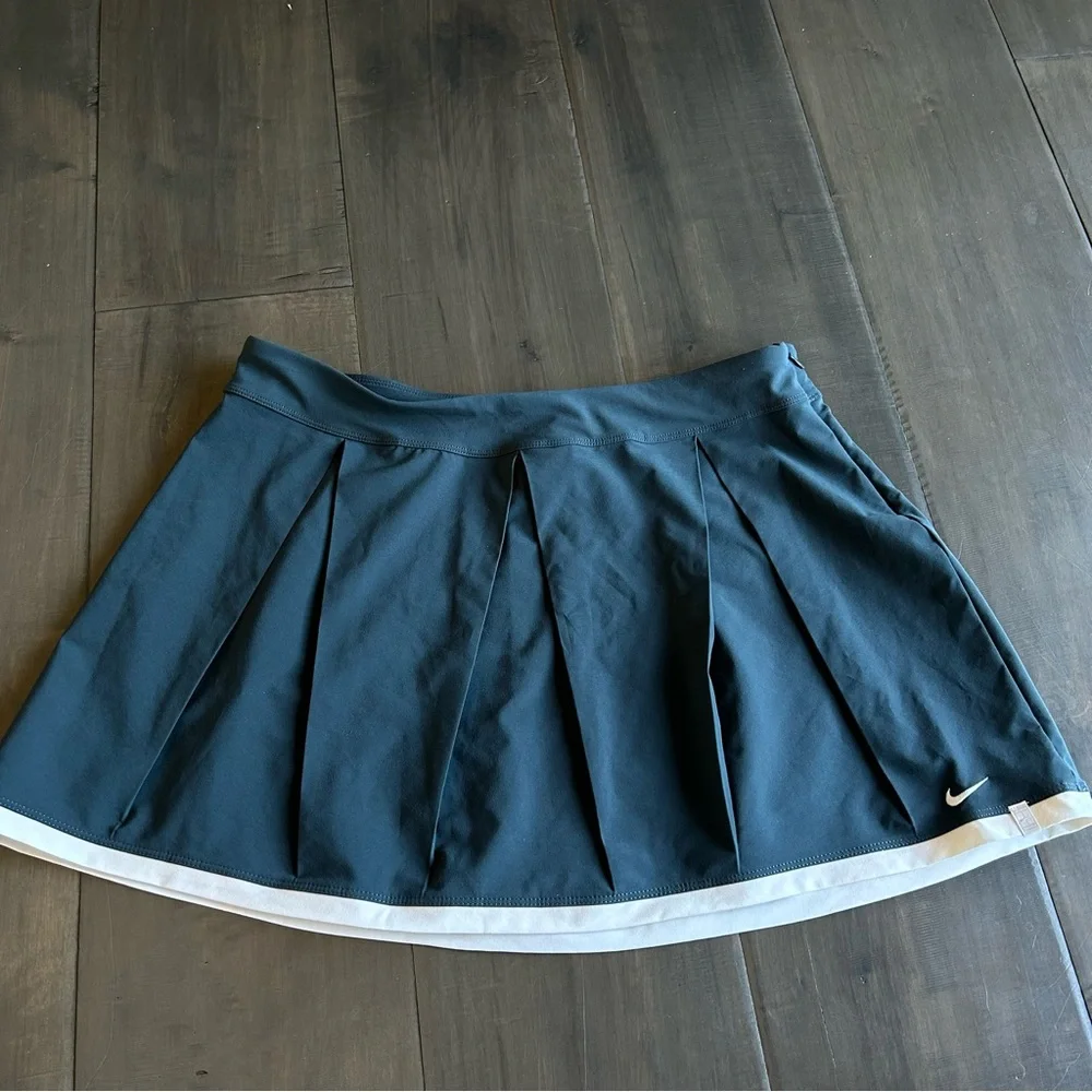 Nike Dri-Fit Tennis Skirt - Picture 1 of 4